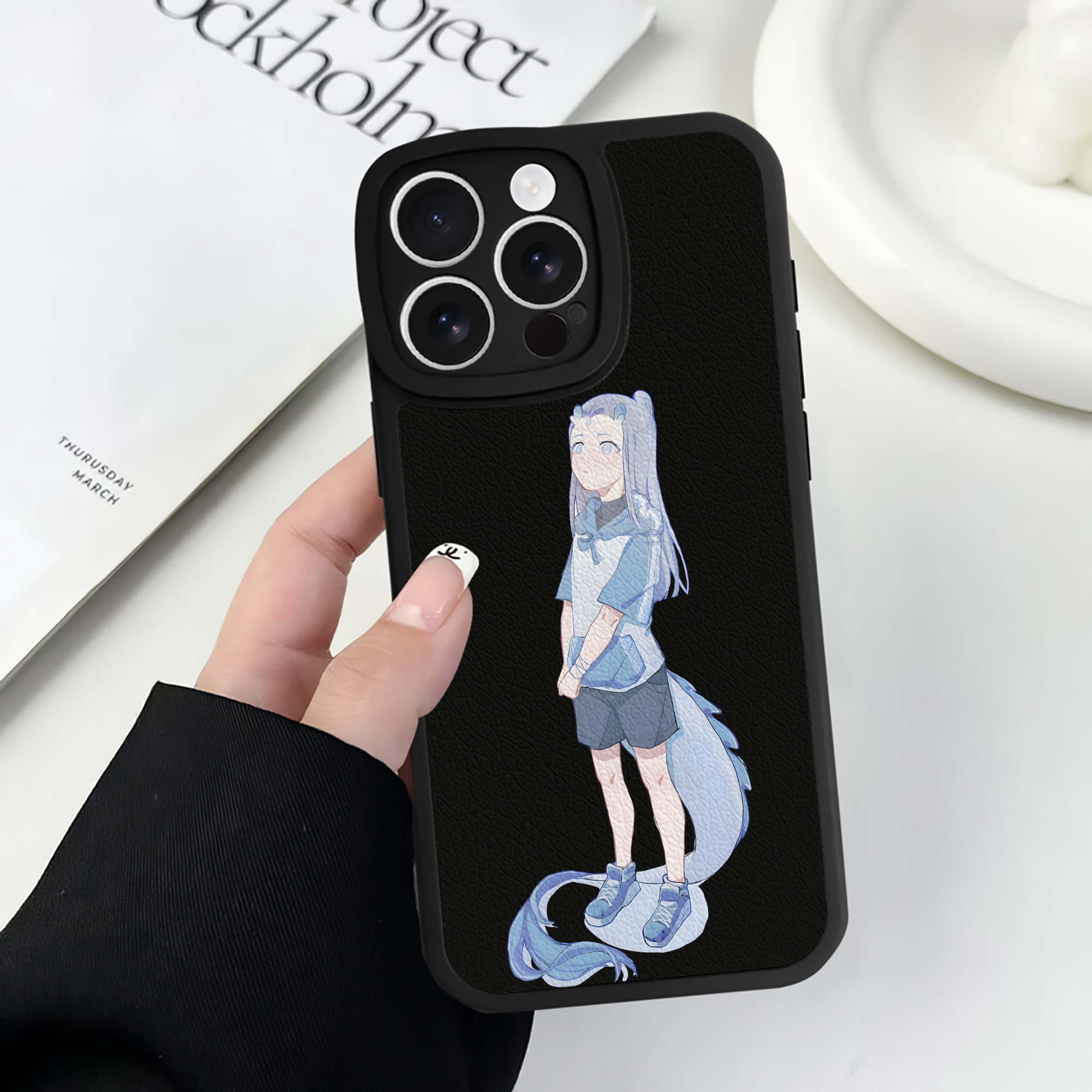 （画像用） Ne Zha 2 ナタ 魔童の大暴れ 【iPhone 16シリーズ対応】シリコンスマホケース（レザー調） 材質：シリコン